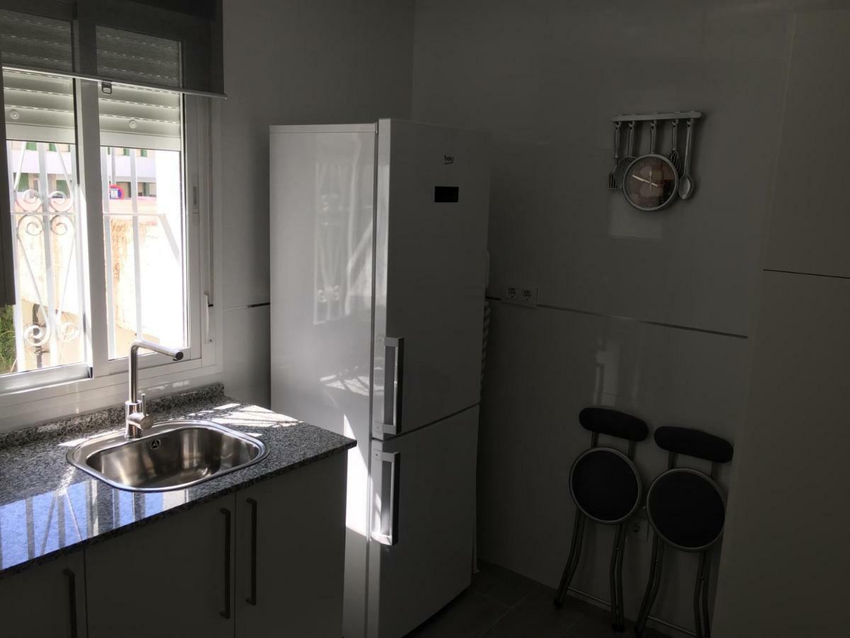 Apartamento Jerez Holidays เฮเรซ เด ลาฟรอนเตรา ภายนอก รูปภาพ