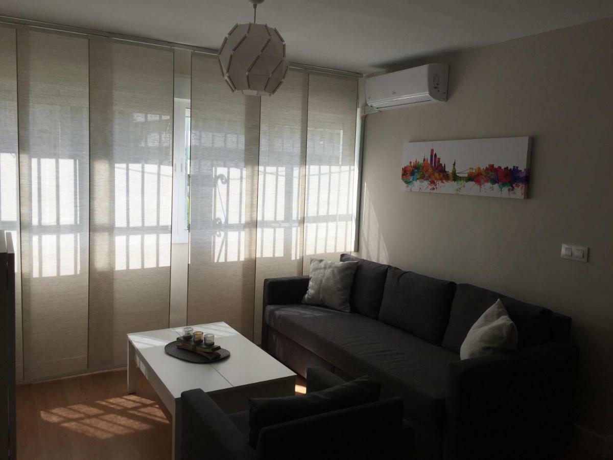 Apartamento Jerez Holidays เฮเรซ เด ลาฟรอนเตรา ภายนอก รูปภาพ