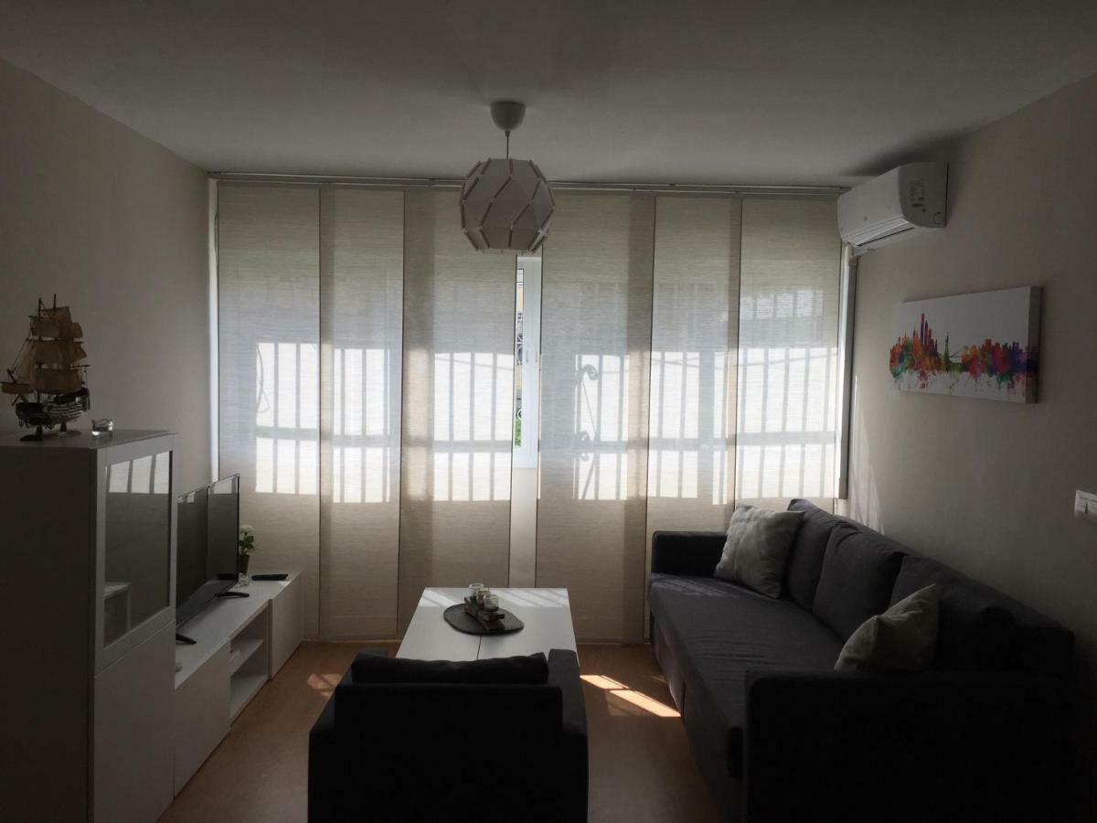 Apartamento Jerez Holidays เฮเรซ เด ลาฟรอนเตรา ภายนอก รูปภาพ